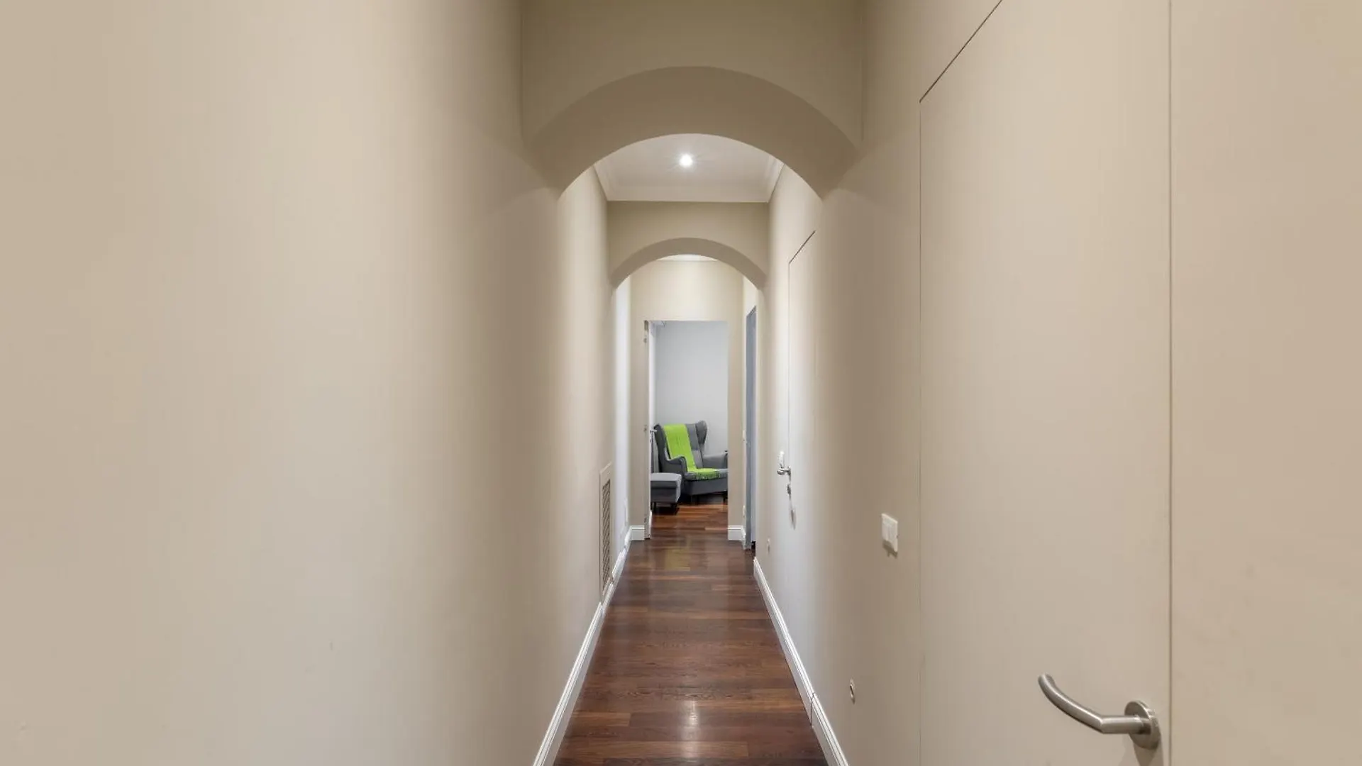 Iflat Contemporary Elegance In The Heart Of Rome Apartment 0*,
