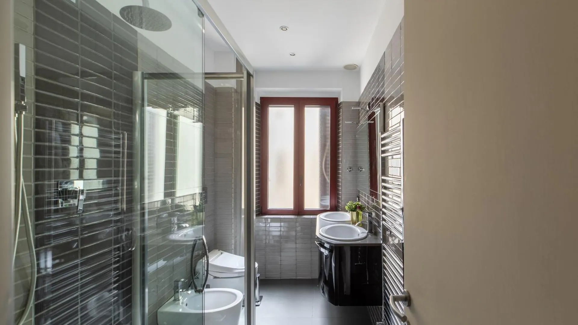 Iflat Contemporary Elegance In The Heart Of Rome Apartment Italy