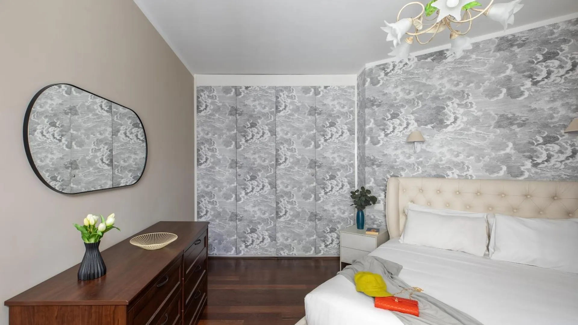 Iflat Contemporary Elegance In The Heart Of Rome Apartment