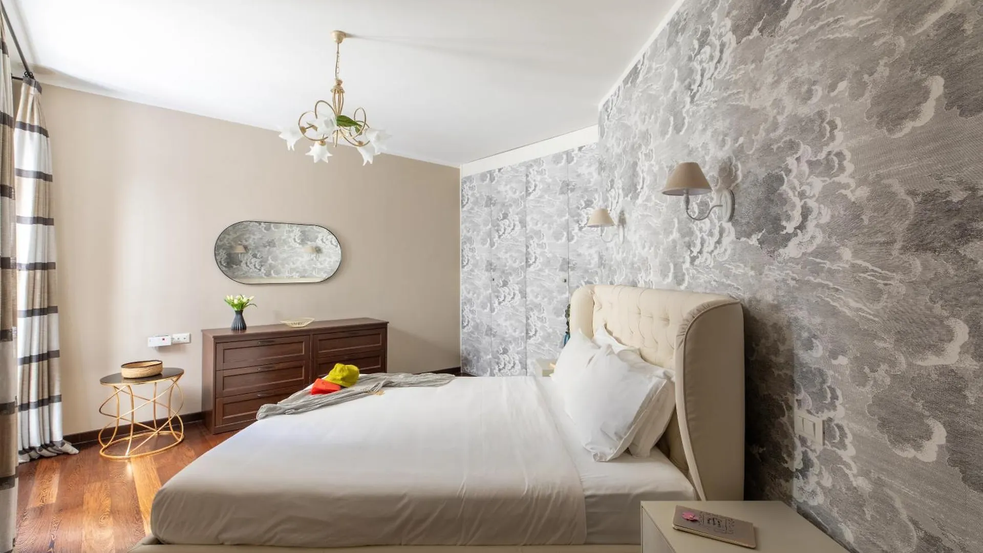 Iflat Contemporary Elegance In The Heart Of Rome Apartment